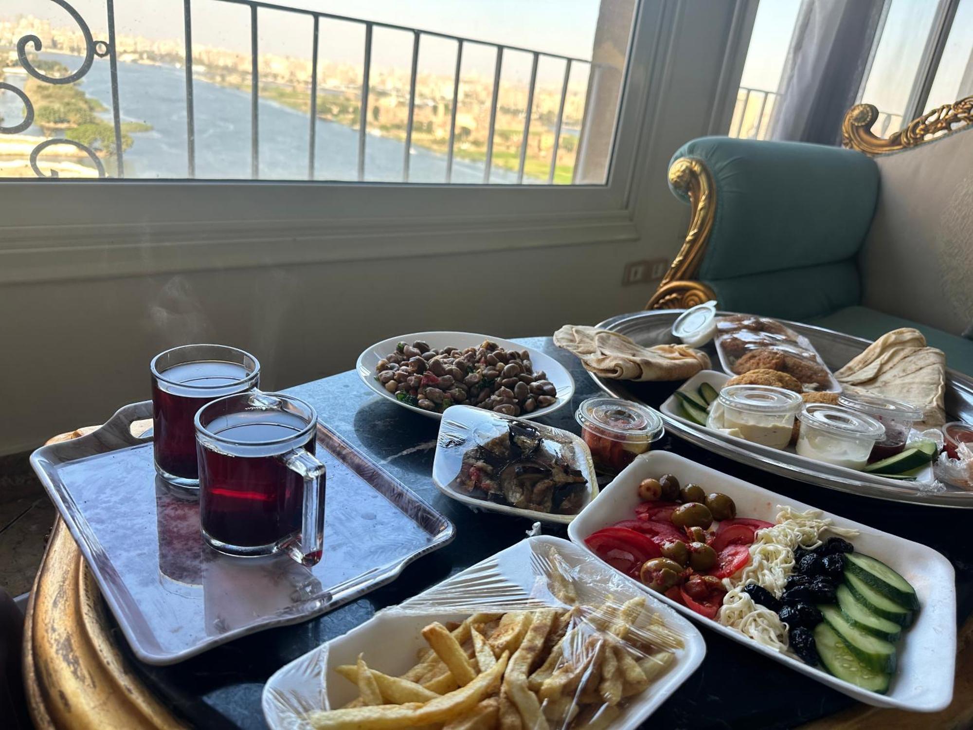 فاخرة مطلة علي نهر النيل * El Cairo