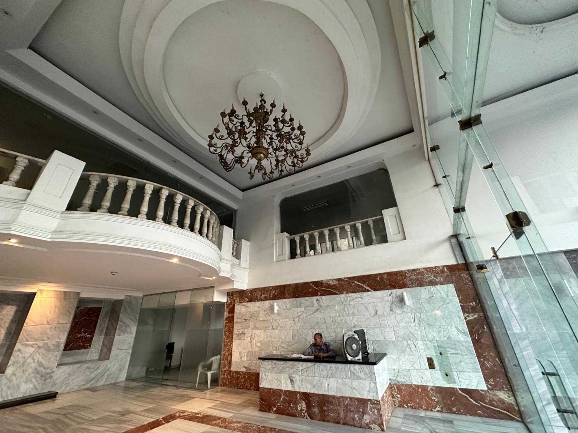 فاخرة مطلة علي نهر النيل El Cairo